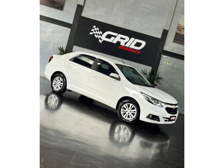 CHEVROLET - COBALT - 2011/2011 - Branca - R$ 51.900,00
