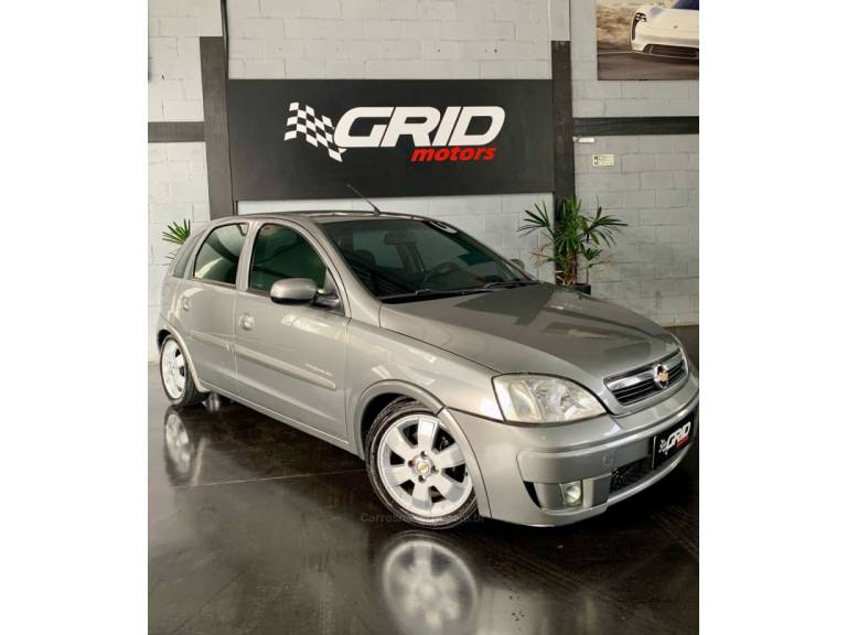CHEVROLET - CORSA - 2008/2008 - Cinza - R$ 31.900,00