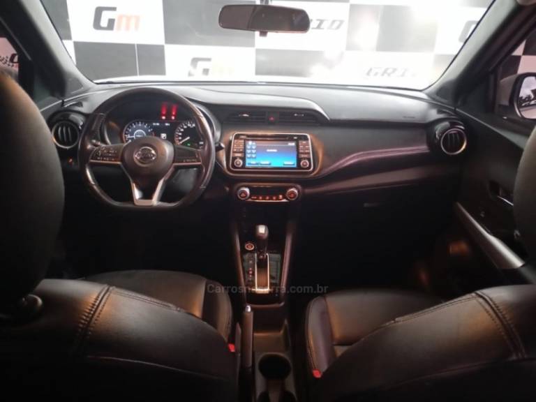 NISSAN - KICKS - 2017/2017 - Branca - R$ 81.900,00