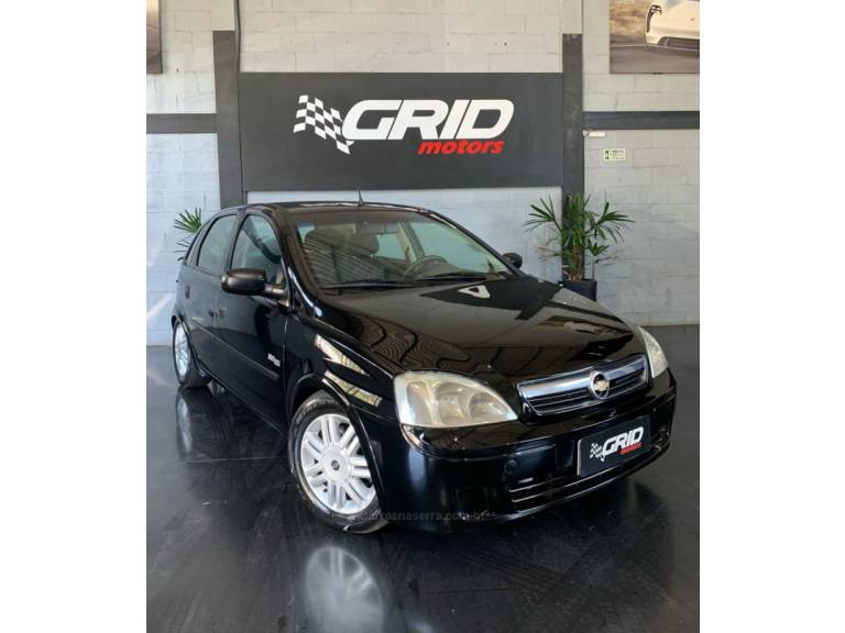 CHEVROLET - CORSA - 2004/2004 - Preta - R$ 25.900,00