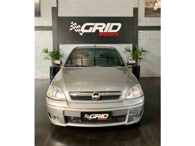 CHEVROLET - CORSA - 2008/2008 - Cinza - R$ 31.900,00